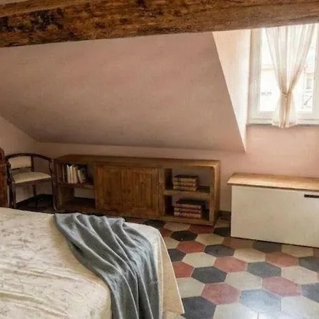 La Tana Del Bianconiglio * جنوة